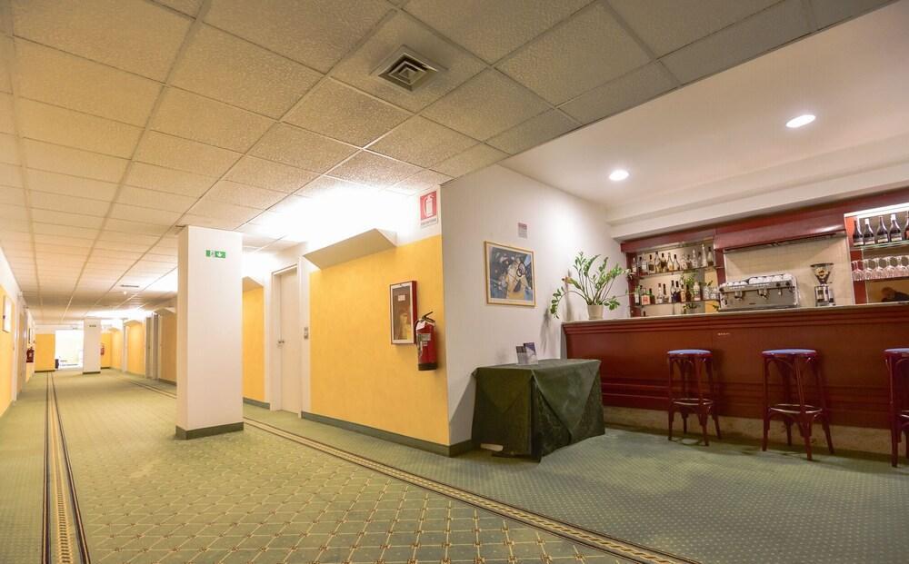 Standard Hotel Udine Pradamano Экстерьер фото